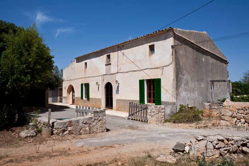 finca santanyi casas aqluiler